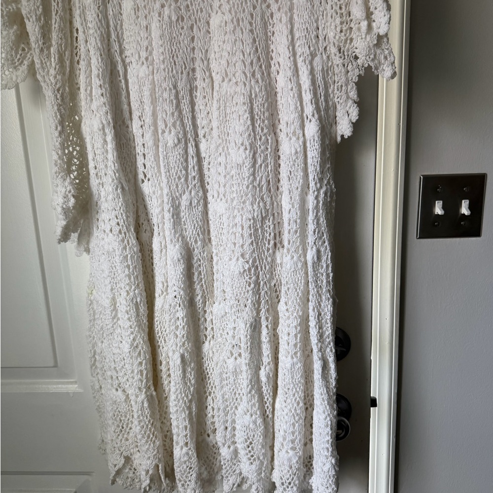 Chic White Crochet Midi Skirt